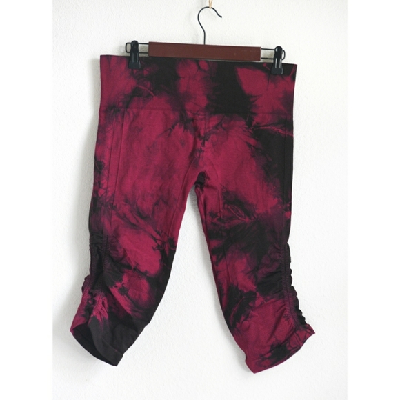 Lululemon In The Flow Crop II - Picture 5 of 9